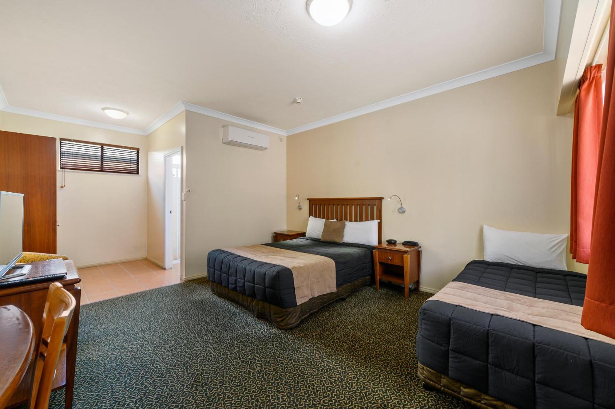 Quality Inn Grafton Exterior photo